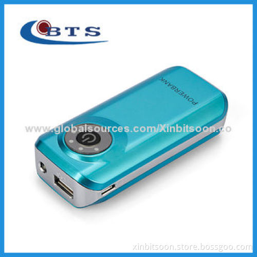 Slim Mobile Power Bank with 4,400mAh Capacity Lithium Battery